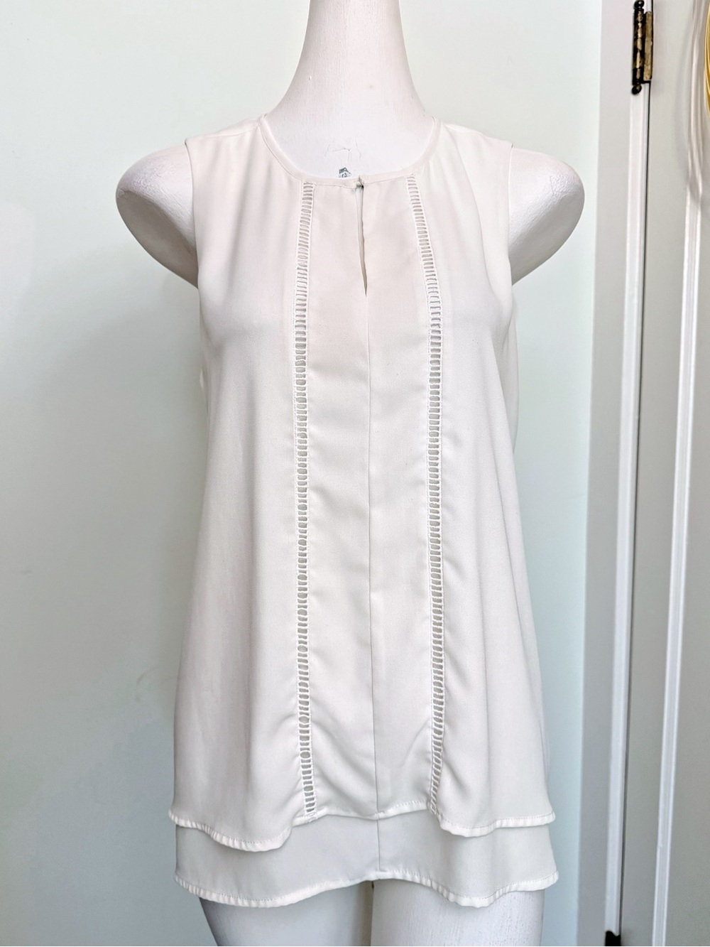 Daniel Rainn Ivory Sleeveless Ladder Lace Layered Blouse Top Size Small